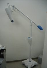 �ʐ^�F�T���v�����ȃN���j�b�N���Î�